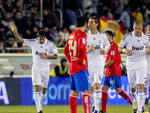 Numancia 0x2 Real Madrid - Jogadores do Real Madrid comemoram o primeiro gol da equipe contra o Numancia