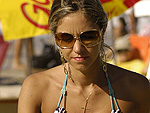 Mariana Romoni alegra a tarde de sexta