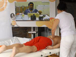 Quem quisesse relaxar, podia fazer uma massagem gratuita no Espao GNT, na embaixada de Jurer Internacional