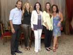 COSTA LESTE AMERICANA (da esquerda para a direita): Luiz Sentinger, Margareth Schmitt, Eleone Prestes (editora de Casa&Cia), Sandra Thom� e Ros�ngela Jardim