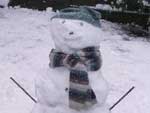&quot;Boneco de neve feito por mim e pela minha irm, Mariana Santini, em Londres&quot;