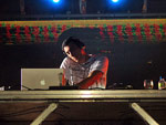 DJ Astrix encerrou o festival ao som de psy trance