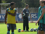 Um dia aps o Gre-Nal 374, apenas os jogadores reservas treinaram no estdio Olmpico. Os titulares ganharam folga e voltam aos trabalhos amanh