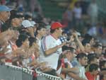 Torcida compareceu  Arena Joinville mesmo com forte chuva que alagou vrios pontos da cidade