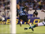 Ruy, logo aos dois minutos, fez o primeiro gol dos gremistas