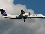 O avio era um Dash Q400 Bombardier, operado pela Colgan Airways, para a companhia area Continental. Na foto, outra aeronova do mesmo modelo.