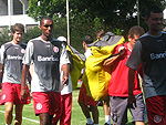 O treino foi no gramado suplementar