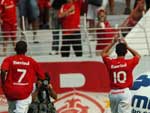 Alex fez o terceiro gol logo no primeiro minuto