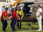 Jogo foi paralisado para que o helicptero da Polcia Militar colocasse o piloto de jet ski Clio Vincius na ambulncia