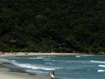 A praia de Naufragados fica no extremo sul de Florianpolis