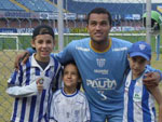 Esta foto que estou enviando  de meu filho Joo Vitor Jacques o 1 da direita para a esquerda ao lado de Vandinho na semana que antecedeu sua transferencia para o Flamengo