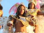 Academia de Samba Praiana entrou na passarela para encerrar os desfiles do carnaval de Porto Alegre