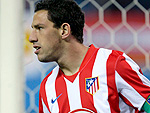 Atltico de Madri 2x2 Porto – Maxi Rodrguez comemora o primeiro gol do Atltico de Madri, marcado aos quatro minutos de jogo
