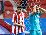 Atltico de Madri 2x2 Porto – Lisandro Lpez (d) marcou os dois gols do Porto no empate com o Atltico de Madrid