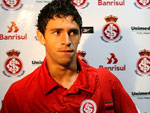 Nome: Giuliano Victor de Paula  Data de nascimento: 31/05/1990  Partidas: 14  Gols: 1  Local de nascimento: Curitiba - PR