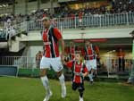 Lima na entrada do time do Joinville na Arena