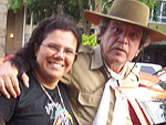 Em visita a Porto Alegre tive o privilgio de tirar uma foto com o Tio Nico. O pi na foto  meu filho Gabriel