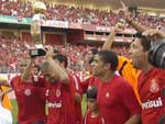 Jogadores fazem a volta olmpica no Beira-Rio