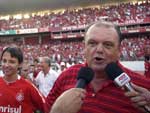 O presidente do Inter Vitorio Piffero mostra toda a sua alegria com mais um ttulo em sua gesto