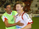 Al Menezes fez dois gols na partida contra o Brasil-Pe