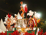 A Acad�micos de S�o Miguel trouxe muitas alegorias e cores para o Carnaval de Uruguaiana