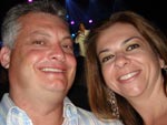 Ivair Consoni e Luciana Consoni durante show de Roberto Carlos no Cruzeiro Maritimo Emoes