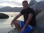 Andr Ricardo de Souza na praia da Armao da Piedade, em Florianpolis, curtindo o pr do sol