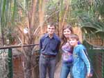 &quot;Um dos grandes atrativos  visitar o Jardim Zoolgico. Joo Carlos, Carolina e Joo Henrique Salvo Vanni, de Erechim&quot;