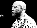 Premiado com 5 Grammy's ao longo da carreira, Buddy Guy continua em plena forma aos 72 anos