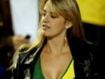 Uniforme verde e amarelo para acompanhar Brasil e Peru