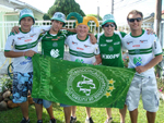 Foto tirada na minha casa minutos antes do jogo da Chapecoense x Avai no Indio Cond, Michel, Douglas, Marcelo, eu de chapeu e oculos escuro e meu amigo Minhoca (Robson). Verdooooo rumooo aoo Tetraaaaaaaaaaaaaaaaa o/