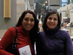 &quot;O Museu d'Orsay, em Paris,  conhecido principalmente por abrigar inmeras obras de pintores impressionistas. Na foto, Fernanda e Bruna Paranhos&quot;