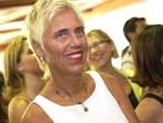 A arquiteta Karin Moraes une conforto e efeito est�tico na revitaliza��o da �rea social de seu apartamento no bairro Mont'Serrat, na Capital