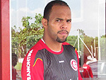 Com a leso de Nilmar, Alecsandro deve ganhar chance no time titular
