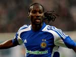 Dnamo Kiev 3x0 PSG - Ismael Bangoura, do Dnamo Kiev, comemora o gol