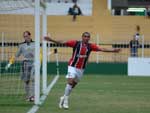 Lima comemora o gol do JEC sobre o Criciúma
