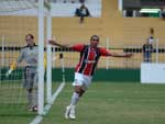 Lima comemora o gol do JEC sobre o Cricima