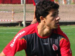 O atacante Nilmar est recuperado e volta ao time titular na quarta-feira