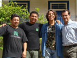 Equipe posa para foto com o Baro da Fazenda do Arvoredo
