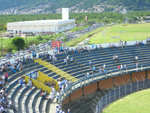 Portes liberados e a torcida do Ava comea a chegar na Ressacada e a fila  grande para chegar no estdio