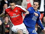 Arsenal 1x3 Manchester United – Robin Van Persie diminuiu para o Arsenal de pnalti