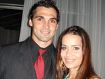 André Turatto, campeão catarinense pelo Avaí, com a sua mulher