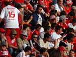 Torcida colorada aproveitou domingo de sol para ir ao Beira-Rio