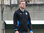 Paulo Autori realiza o segundo treino do clube. Na segunda foi a apresentao oficial dele