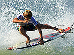 Jess Mendes enfrenta o catarinense Alejo Muniz na primeira semifinal do Oakley Pro Junior