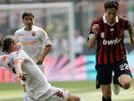 Milan 2x3 Roma – Pelo Campeonato Italiano, o Milan de Kak (foto) perdeu para a Roma, mas se manteve na vice-liderana do Campeonato