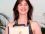 A francesa Charlotte Gainsbourg recebeu prmio de Melhor Atriz por sua participao no filme &quot;Antichrist&quot;