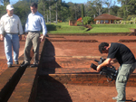 Equipe grava nas terras da Fazenda Santa Ceclia