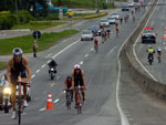 Algumas vias de Florianpolis tiveram trfego em apenas meia pista para que o Ironman Brasil fosse realizado com mais segurana