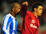 O Inter voltou o mesmo no segundo tempo, assim como a vontade de marcar. Nos primeiros instantes, muitas oportunidades perdidas.